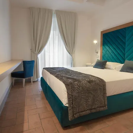 Sorella Luna Hotel