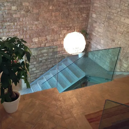 Sorella Luna Hotel