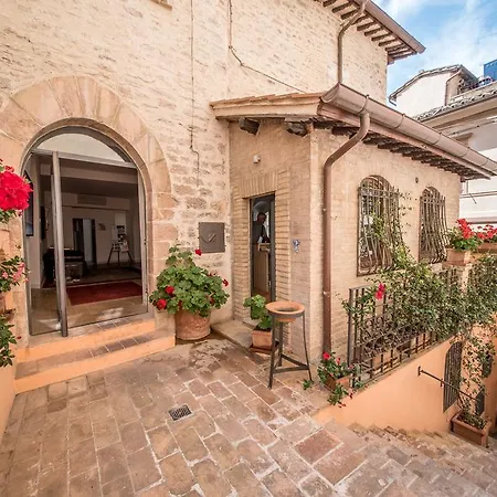 Hotel Sorella Luna Assisi